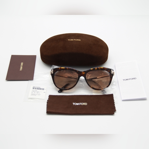 NEW TOM FORD FT0821/S WOMEN SUNGLASSES TOM FORD KIRA TF821 52F - Picture 8 of 9